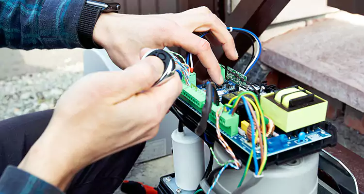 Automatic Driveway Gate Repair in Weston, FL