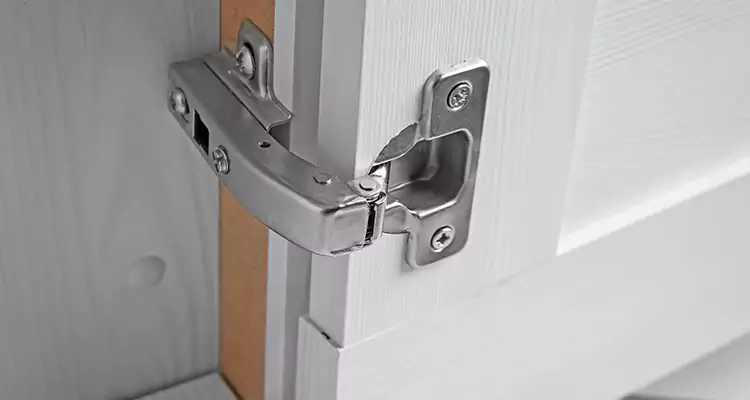Shower Door Hinge Replacement in Weston, FL