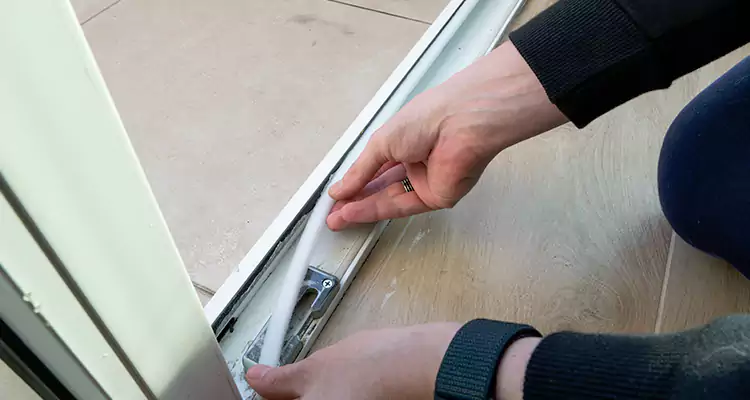 Garage Door Off Track Repair in Weston, FL