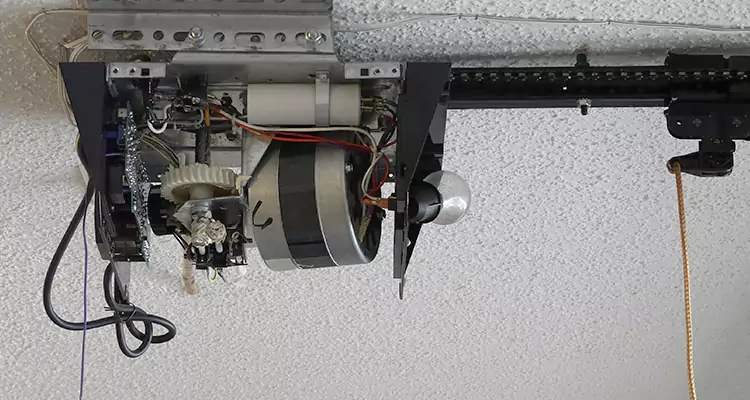 Emergency Garage Door Opener Repair in Weston, FL