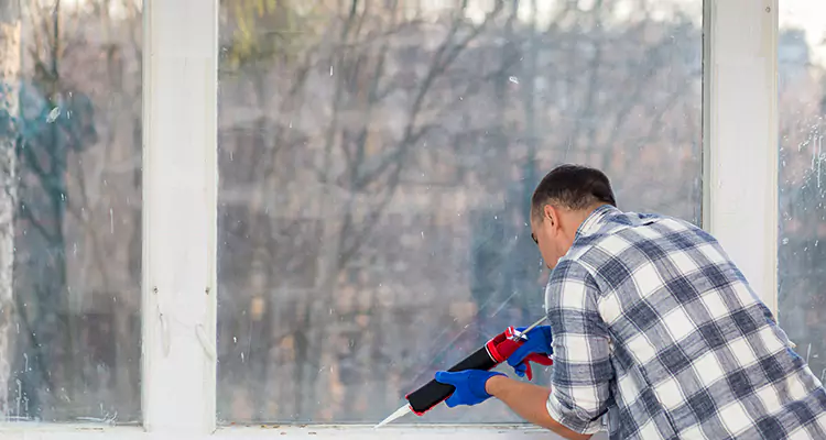 Quality Sliding Shower Door Repair for Closing Issues in Weston, FL