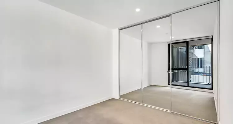 Why Homeowners Choose Us for Sliding Mirror Door Replacement in Weston, FL