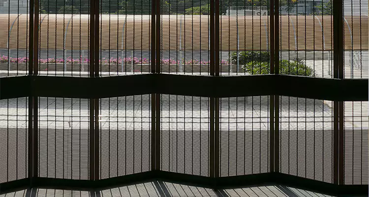Front Screen Door Repair in Weston, FL