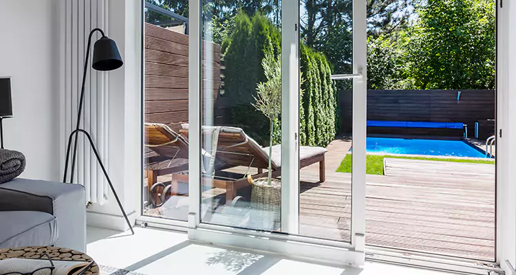 Fixing A Sliding Screen Door Roller in Weston, FL